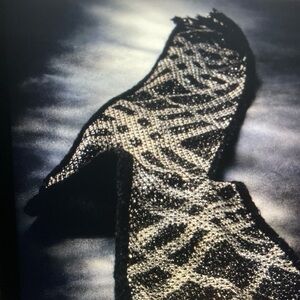 Burberry Black and Silver Wool/Silk Scarf Made in Italy 25x165cm